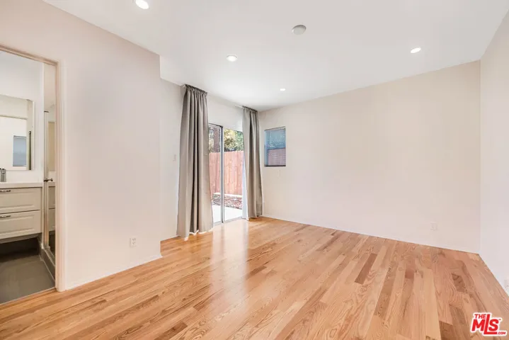 1655 Malcolm Avenue 1/2, Los Angeles, California 90024