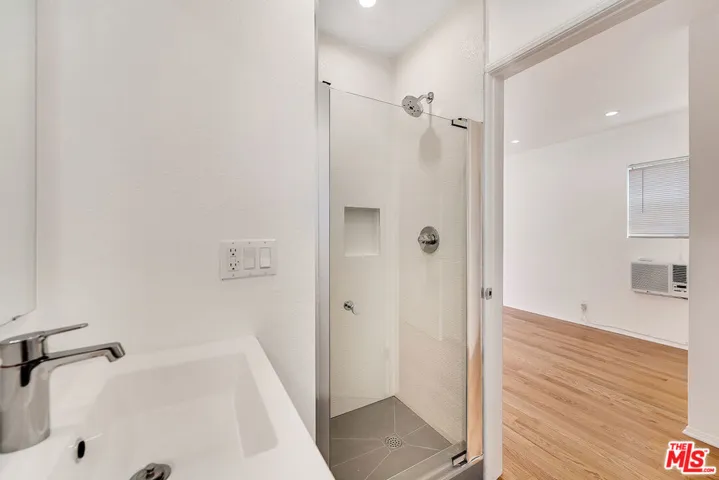 1655 Malcolm Avenue 1/2, Los Angeles, California 90024