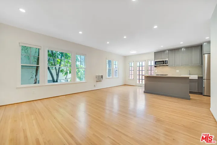 1655 Malcolm Avenue 1/2, Los Angeles, California 90024