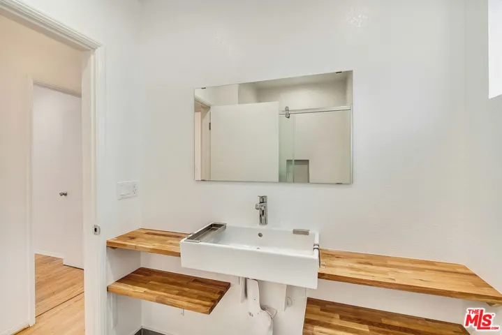 1655 Malcolm Avenue 1/2, Los Angeles, California 90024