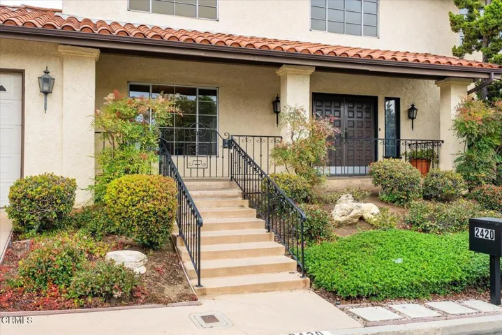 03-Exterior Front
