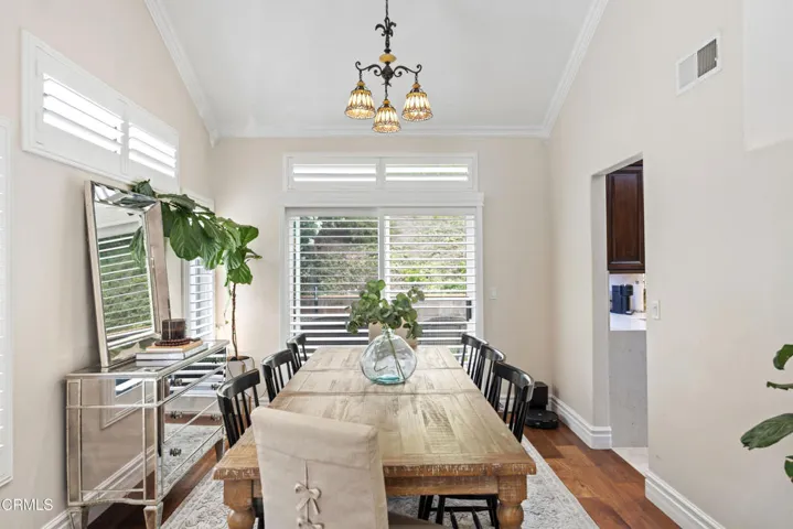 Dining Area 2