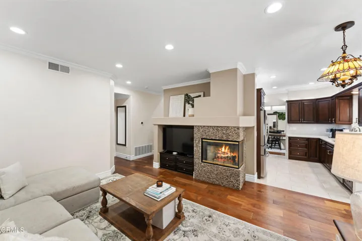 Family room 3