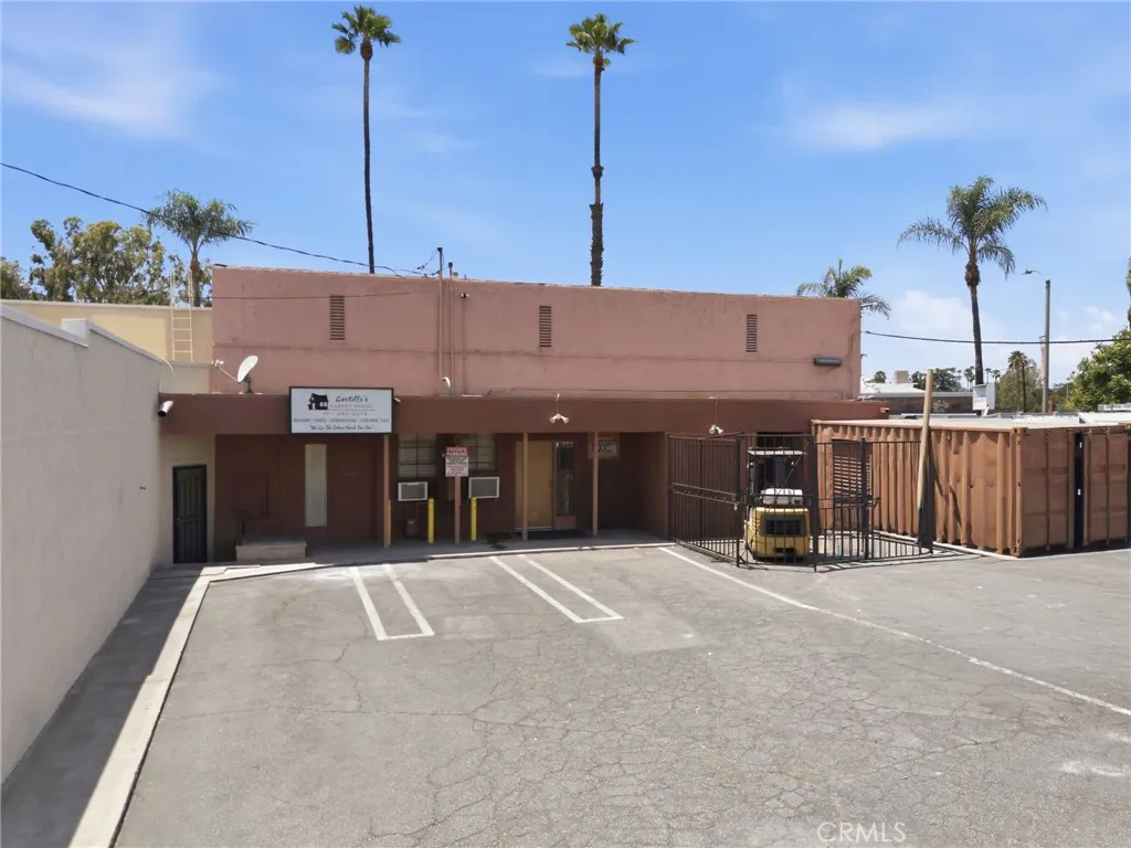 6692 Magnolia, Riverside, California 92506 — photo 4