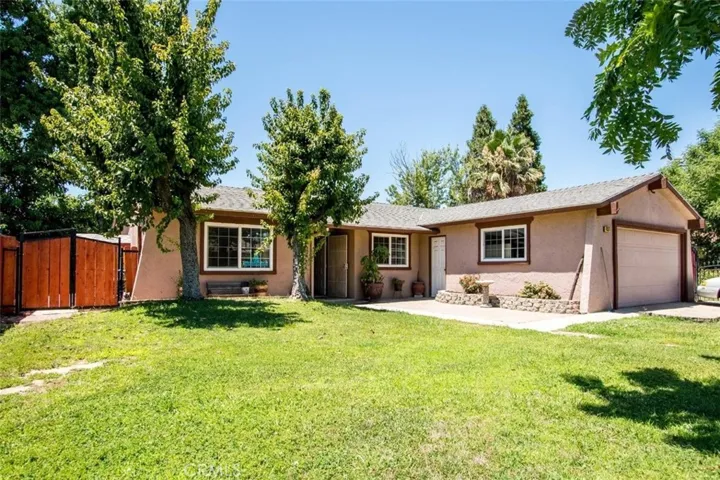 4257 N Forestiere Avenue, Fresno, California 93722