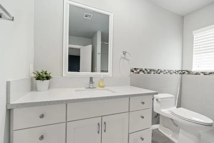 38-web-or-mls-KS_Huetra_0825_OPMG_038