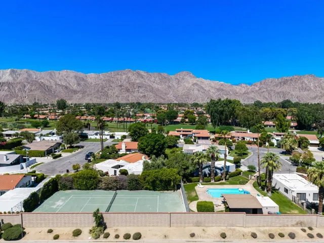 8-web-or-mls-KS_Huetra_0825_OPMG_008