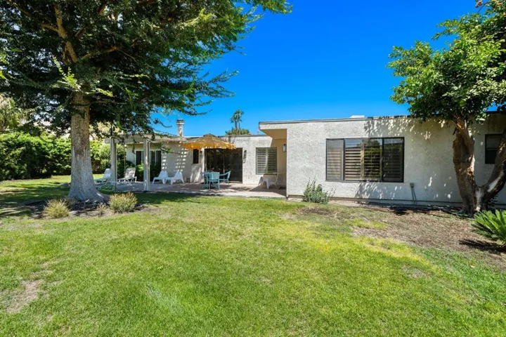 30-web-or-mls-KS_Huetra_0825_OPMG_030