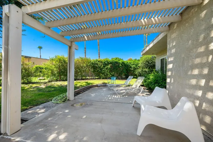28-web-or-mls-KS_Huetra_0825_OPMG_028