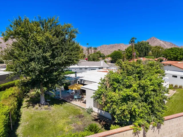 7-web-or-mls-KS_Huetra_0825_OPMG_007