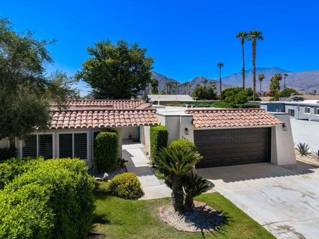 4-web-or-mls-KS_Huetra_0825_OPMG_004