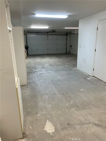 3  Car Garage