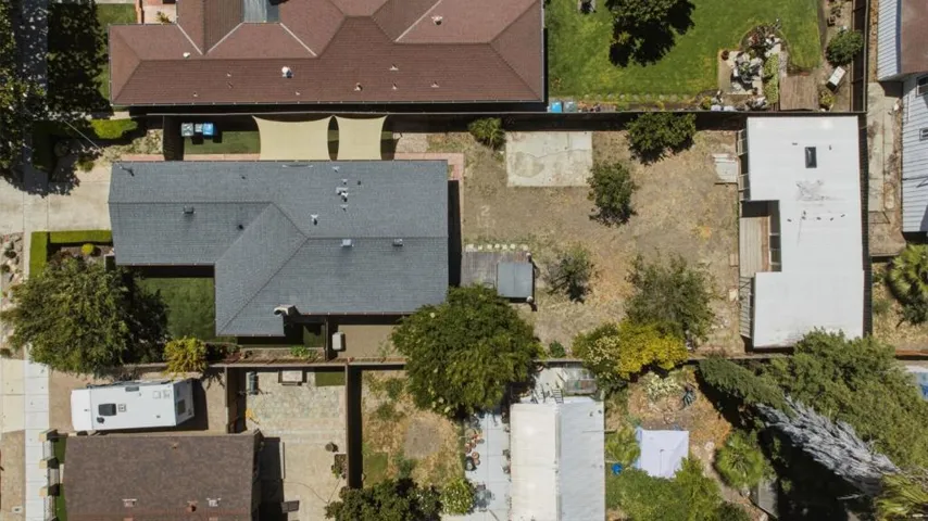 530 B Street, Hollister, California 95023