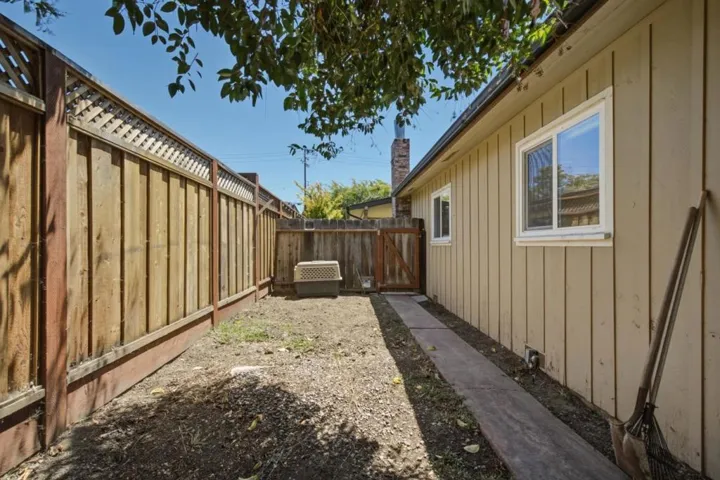 530 B Street, Hollister, California 95023