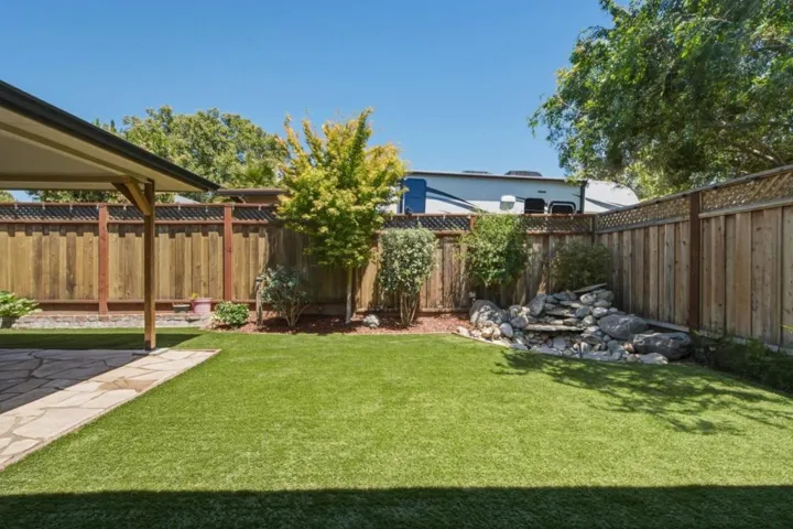 530 B Street, Hollister, California 95023