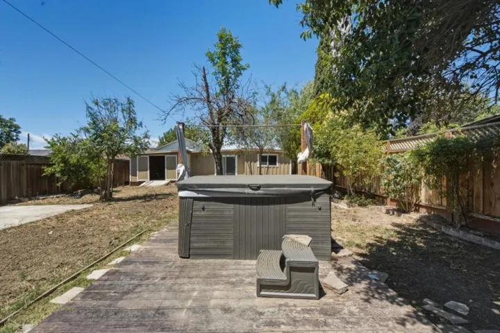 530 B Street, Hollister, California 95023