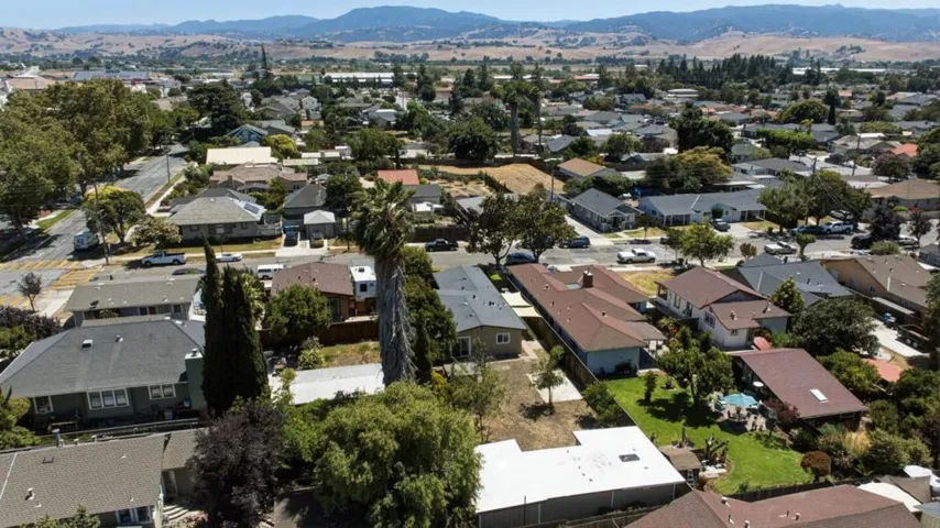 530 B Street, Hollister, California 95023