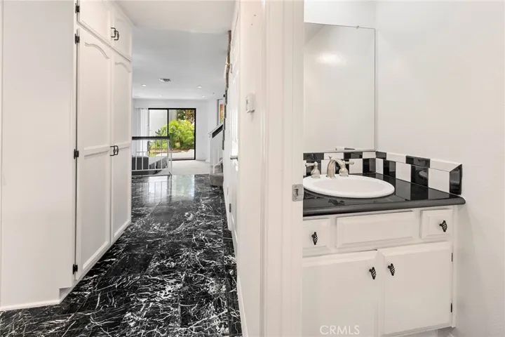 356 Molokai, Placentia, California 92870