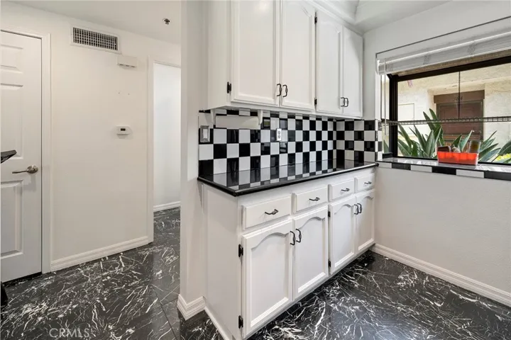356 Molokai, Placentia, California 92870