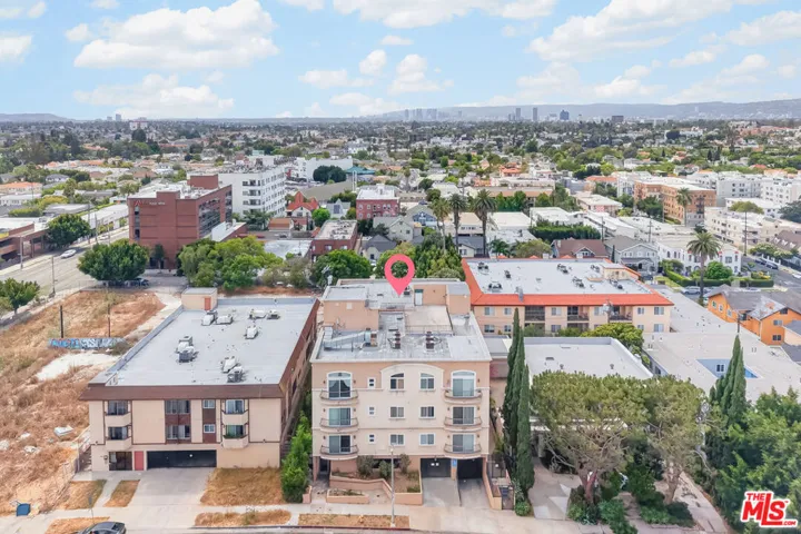 971 S St Andrews Place 301, Los Angeles, California 90019