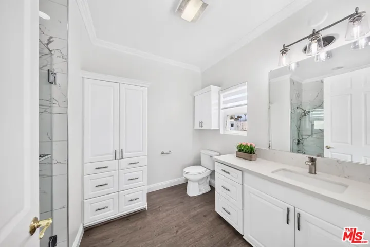 971 S St Andrews Place 301, Los Angeles, California 90019