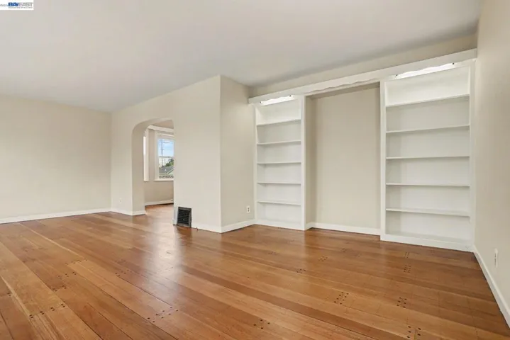 301 Lincoln Ave, Alameda, California 94501