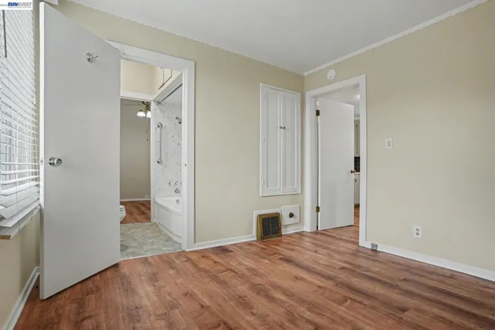 301 Lincoln Ave, Alameda, California 94501