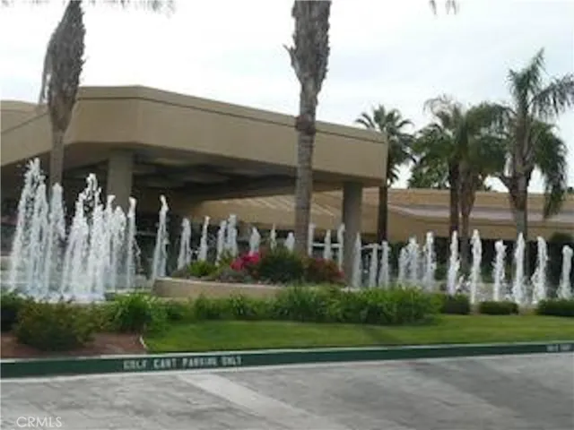 100,000 sq. ft. Clubhouse Entrance - 100,000 Sq. ft.
