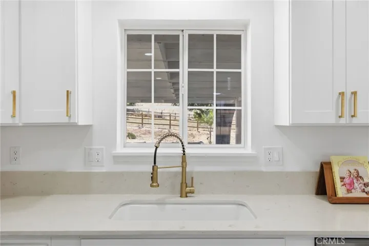 21009 Brentwood, Tehachapi, California 93561