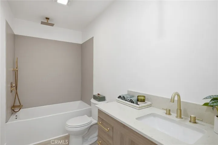 21009 Brentwood, Tehachapi, California 93561