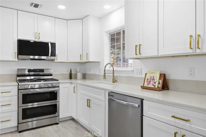 21009 Brentwood, Tehachapi, California 93561
