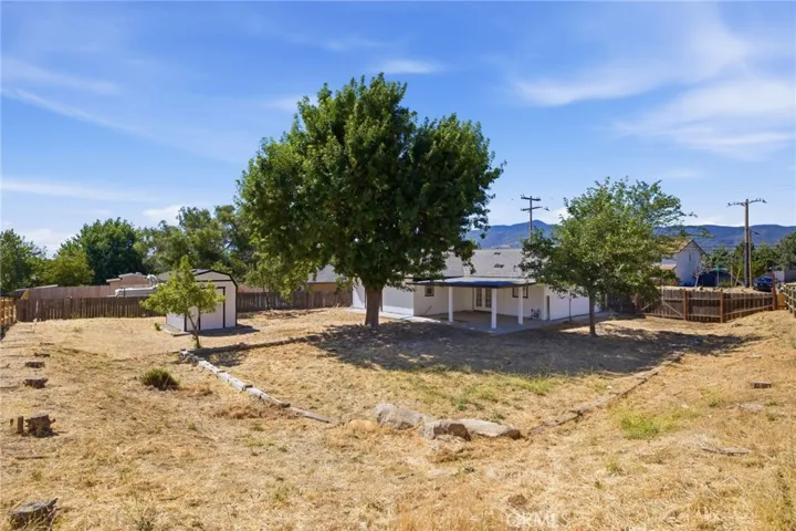 21009 Brentwood, Tehachapi, California 93561