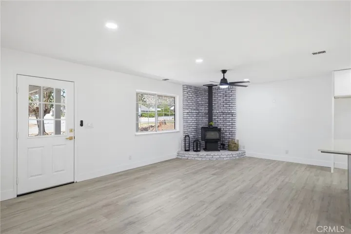 21009 Brentwood, Tehachapi, California 93561