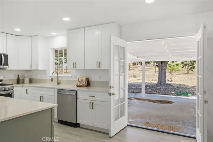 21009 Brentwood, Tehachapi, California 93561