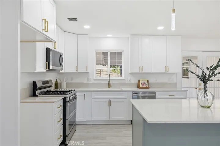 21009 Brentwood, Tehachapi, California 93561