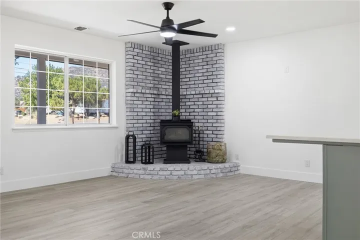 21009 Brentwood, Tehachapi, California 93561