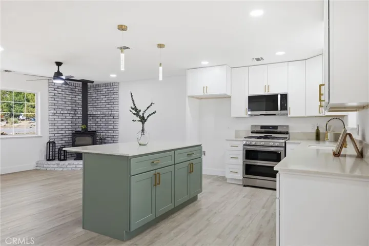 21009 Brentwood, Tehachapi, California 93561