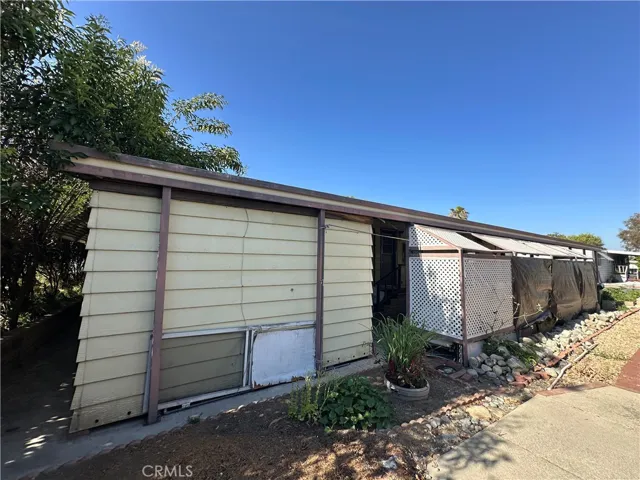 929 E Foothill Boulevard, Upland, California 91786