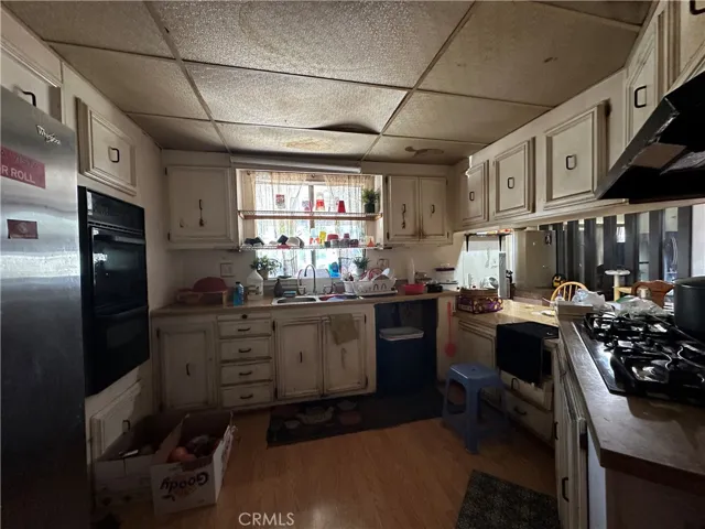 929 E Foothill Boulevard, Upland, California 91786