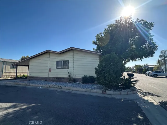 929 E Foothill Boulevard, Upland, California 91786