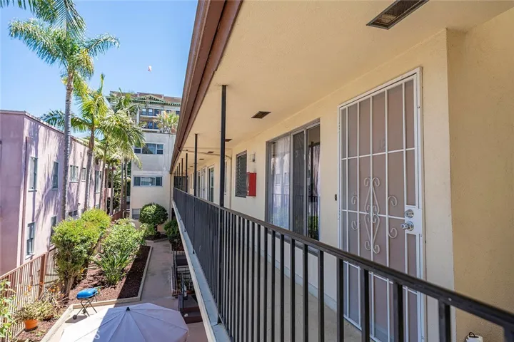 1015 E Ocean Boulevard 12, Long Beach, California 90802