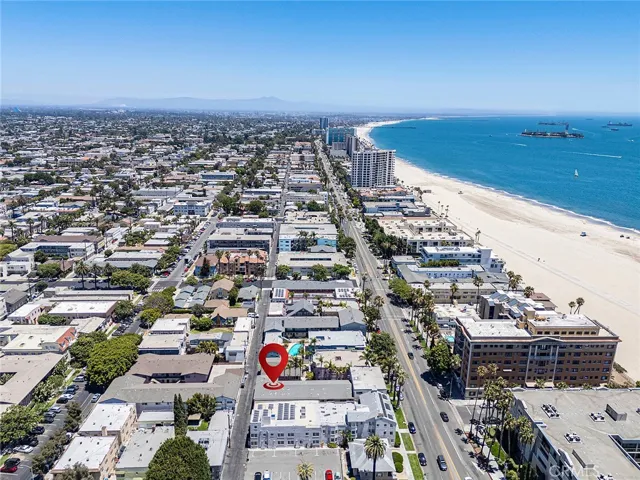 Condo steps from the sand in Alamitos Beach