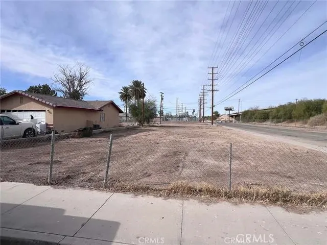 301 S Spring Street, Blythe, California 92225