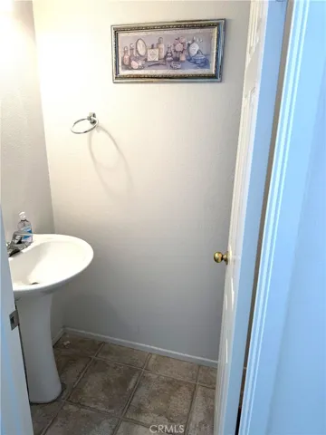 25407 Calcutta Pass Lane, Saugus, California 91350