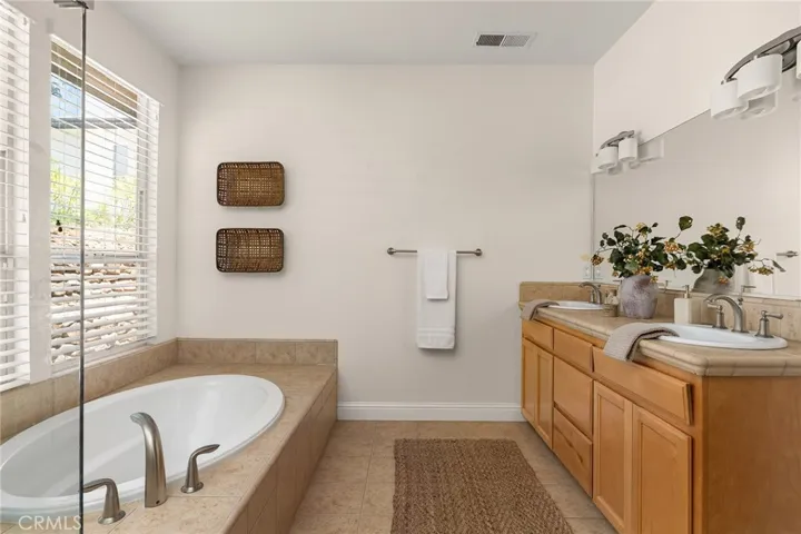 3560 Shadowtree, Chico, California 95928
