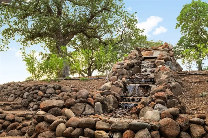 3560 Shadowtree, Chico, California 95928