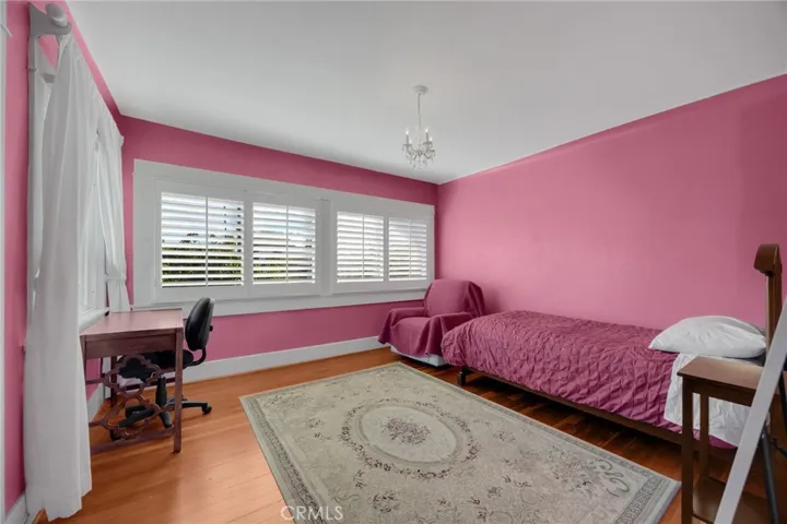 552 S St Louis, Los Angeles, California 90033
