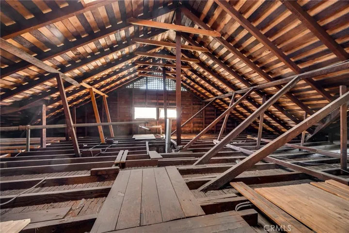 552 S St Louis, Los Angeles, California 90033