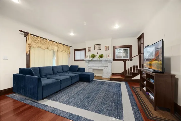 552 S St Louis, Los Angeles, California 90033