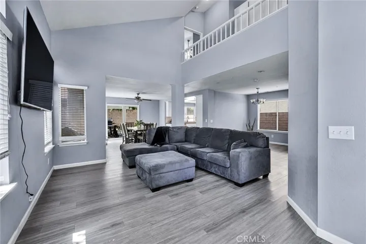 16045 Peach Tree, Fontana, California 92337